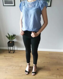 Błękitna bluzka – George