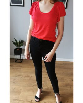 Czerwona bluzka – Top Secret