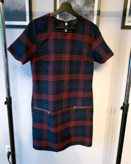 Sukienka w kratę – Atmosphere