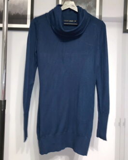 Granatowy golf – Top Secret