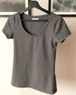 Szara bluzka w kropki – Zalando