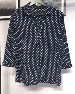 Granatowa bluzka w grochy – ZARA